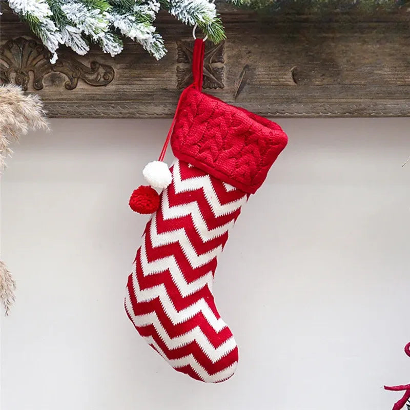 Chaussette de Noël Blanche et Rouge.