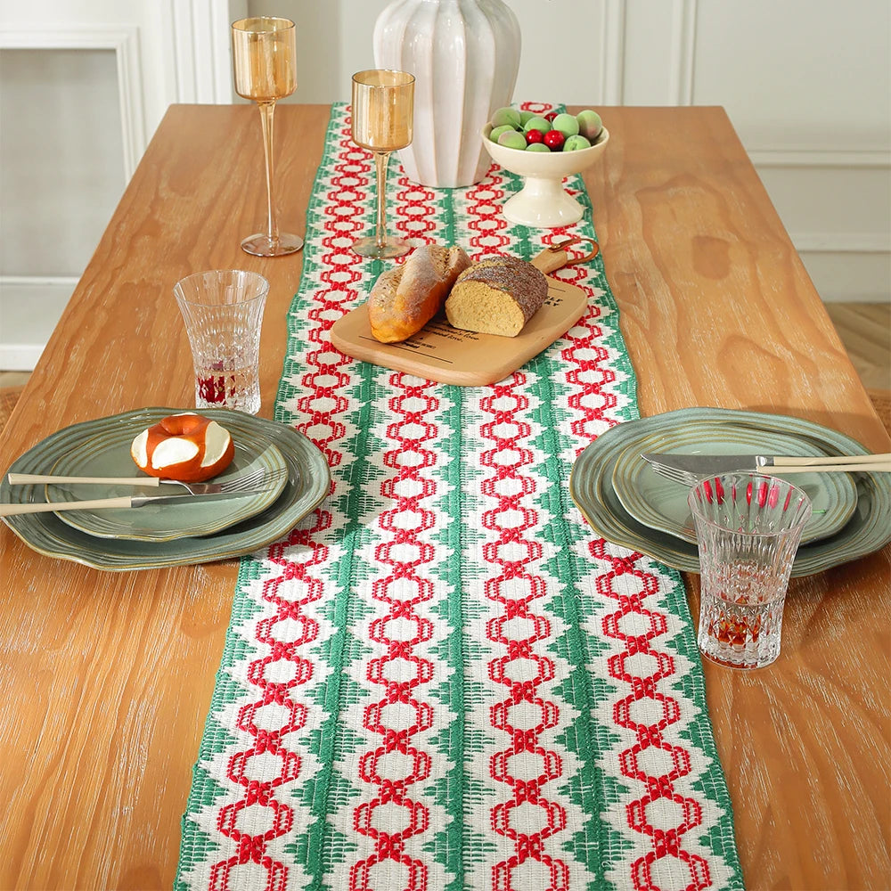 Chemin de Table Noël Boho à Franges Chic