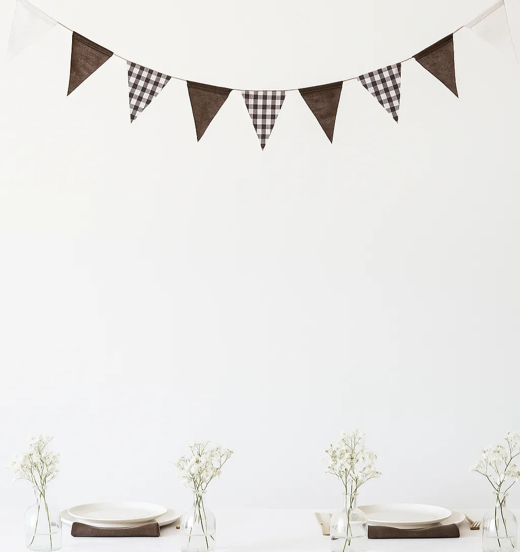 Guirlande Anniversaire Carreaux Marrons-Blancs