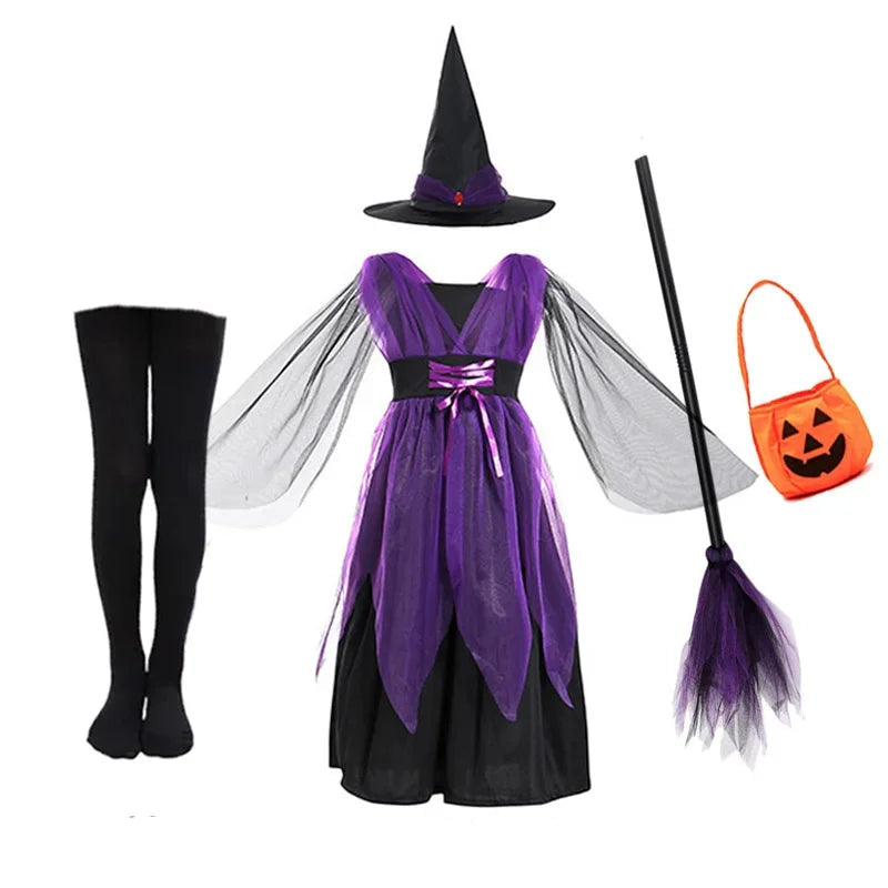 Petite Robe pour Sorcière Accessoirisée Stylé