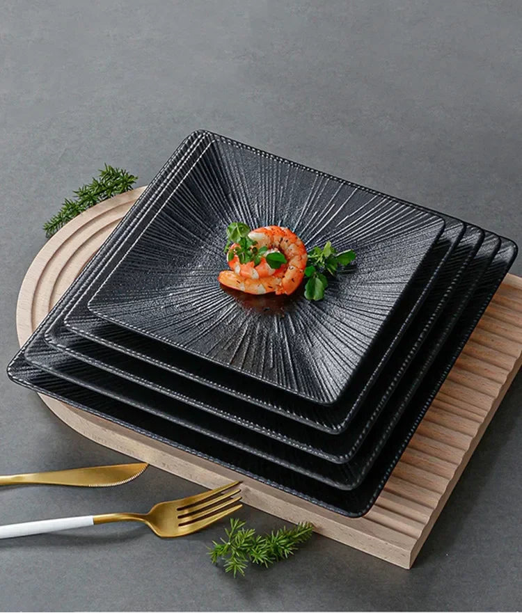Assiette Carrée Noire en Mélamine Belle