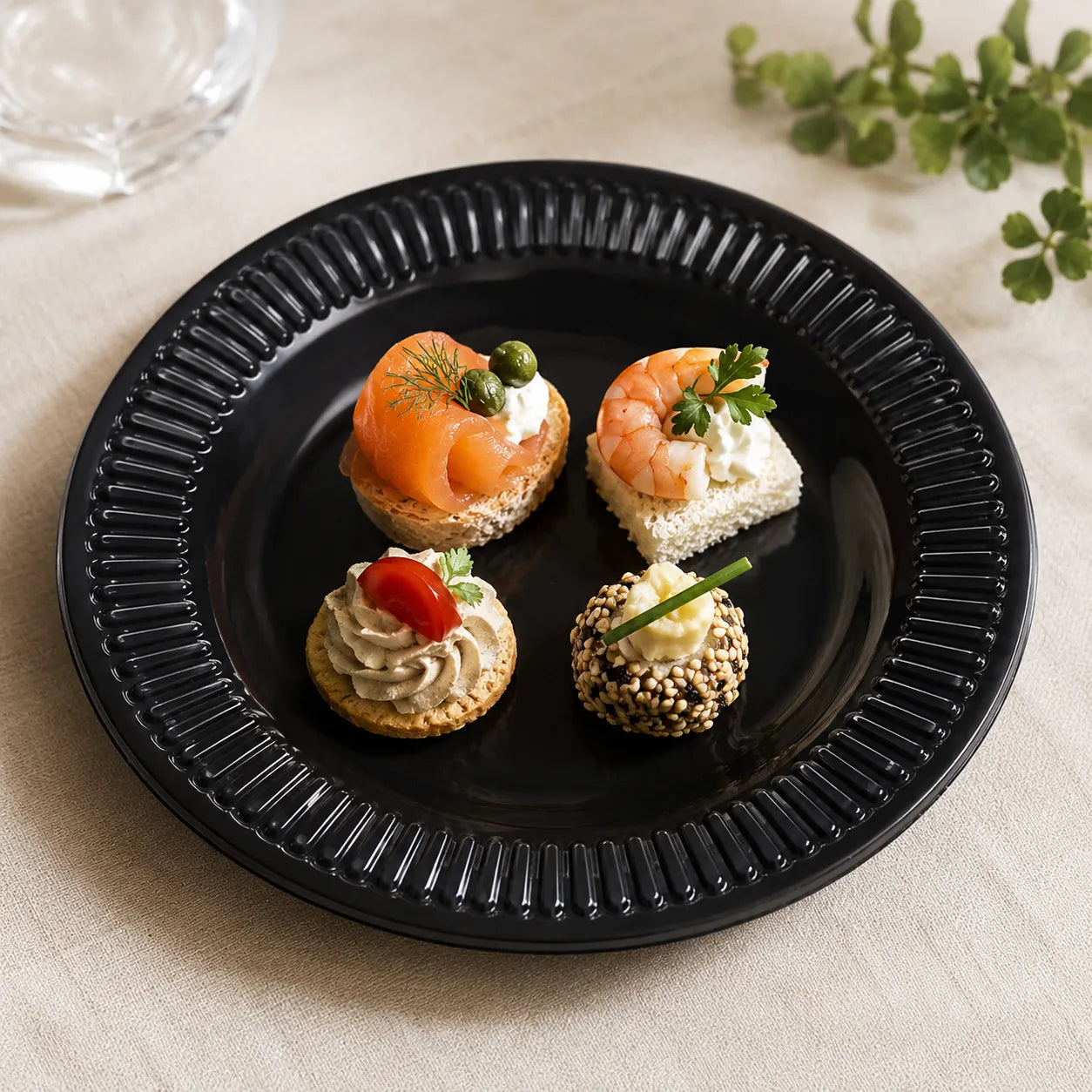 Assiette Jetable Noire Festive