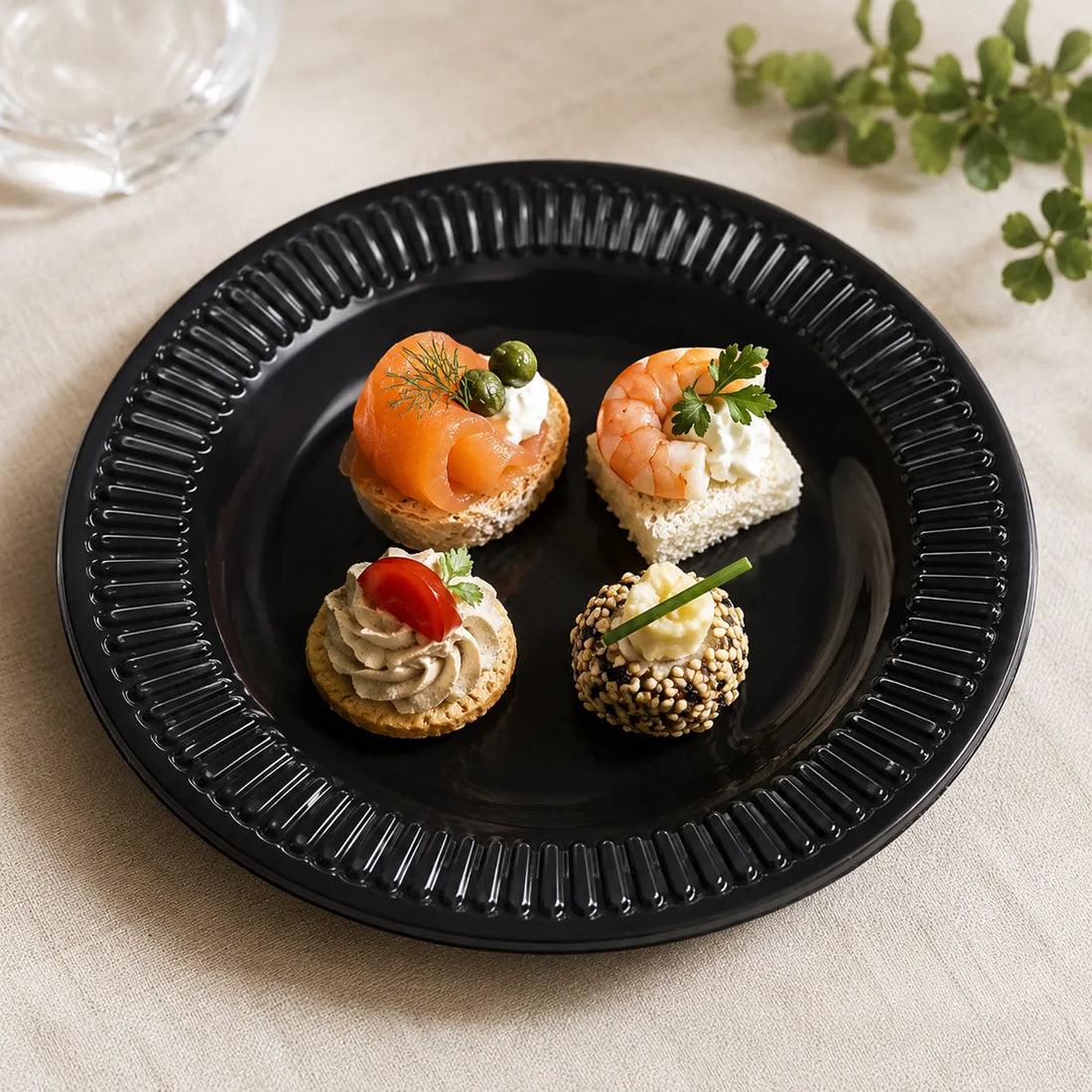 Assiette Jetable Noire Festive