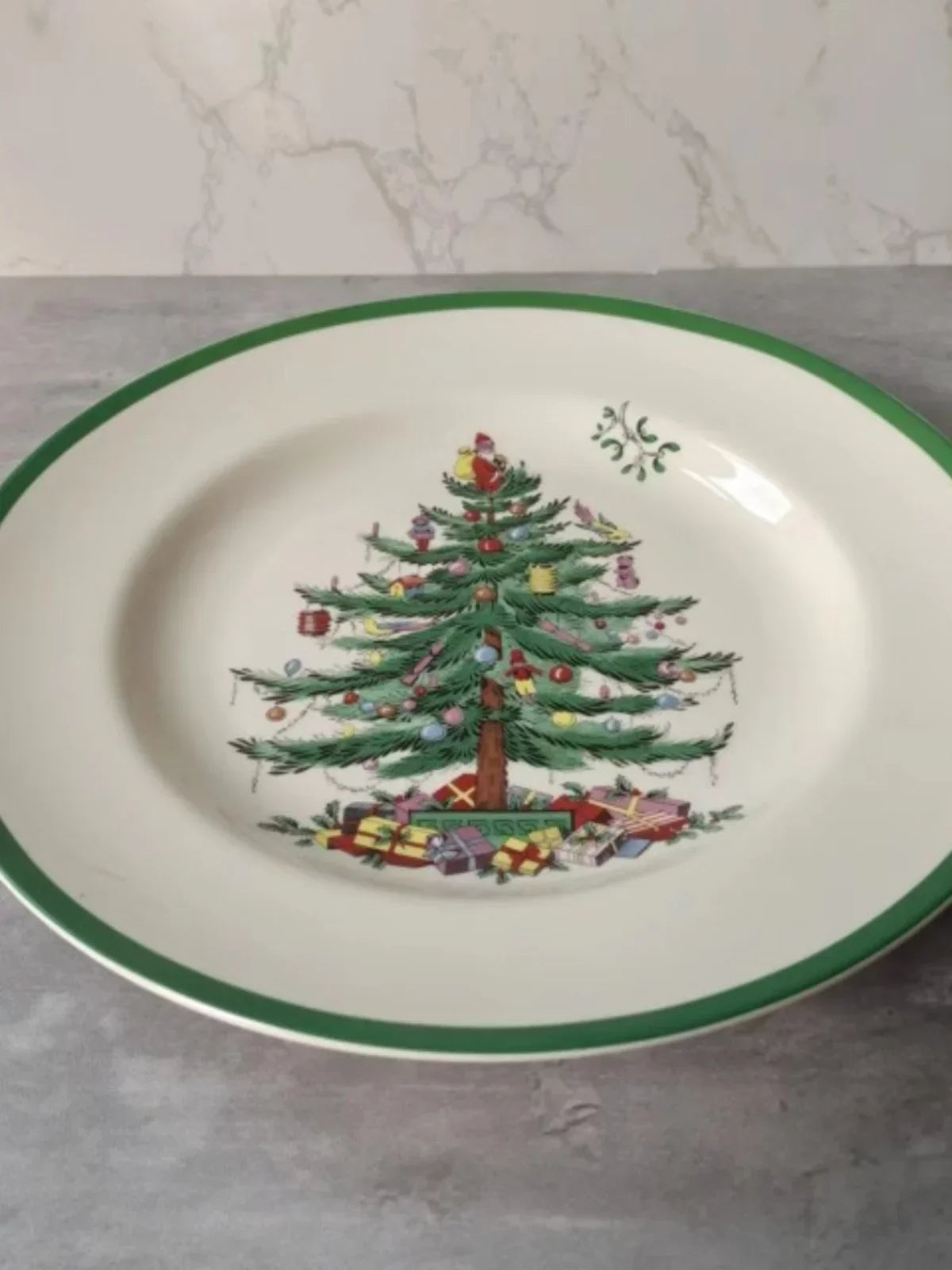 Assiette à Motif Sapin de Noël Design