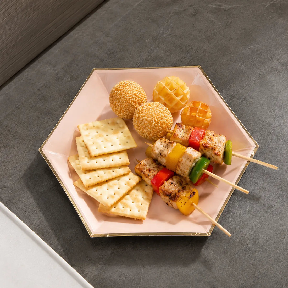 Assiette Rose Hexagonale Mariage Festive