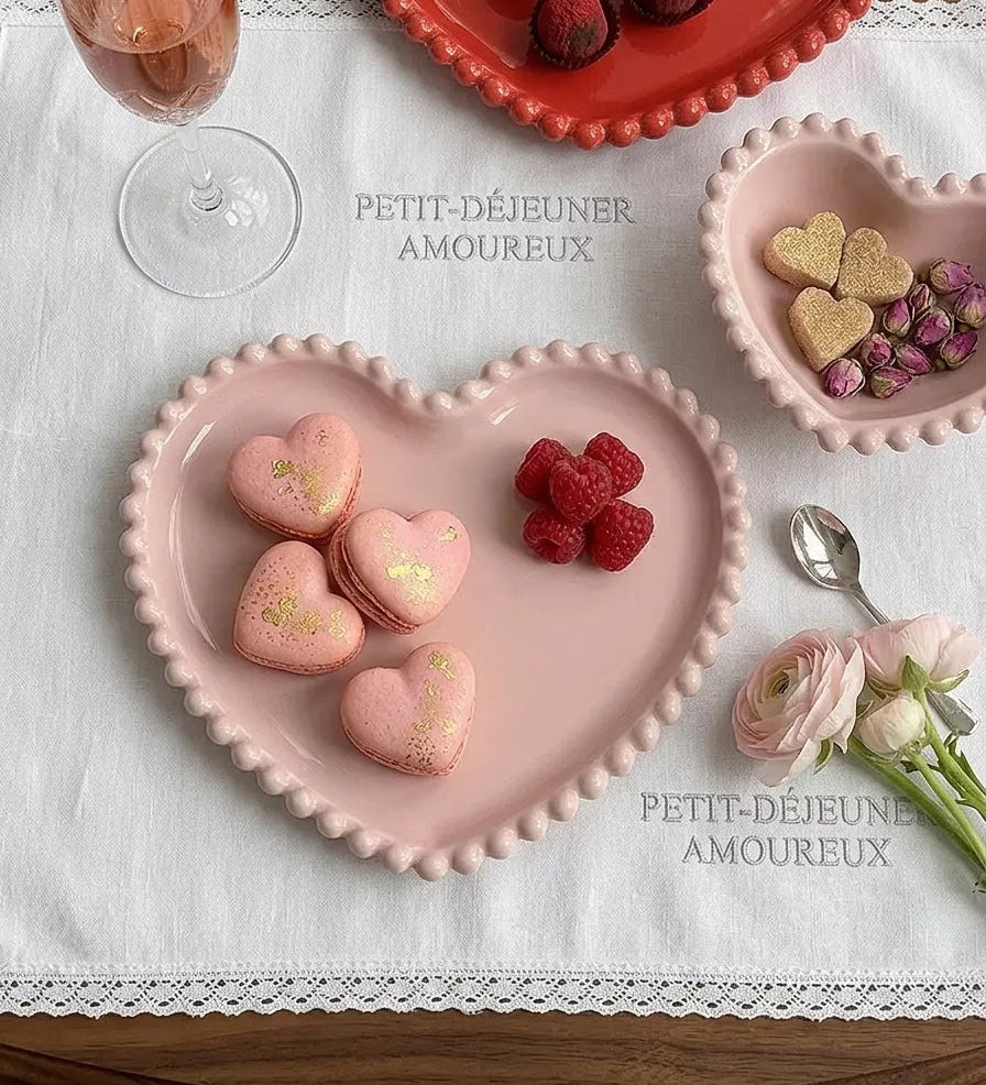 Assiette en Forme de Cœurs Rose Design Chic
