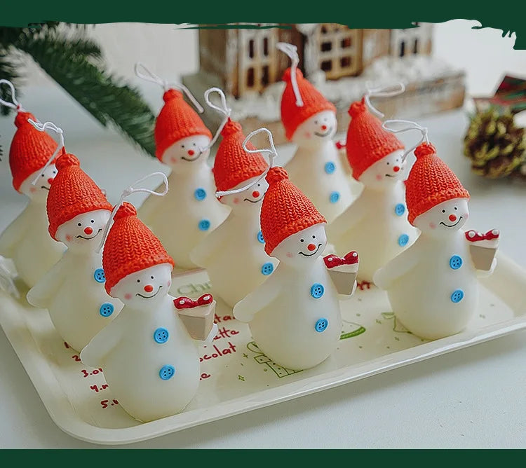 Bougie Bonhomme de Neige Souriant stylé