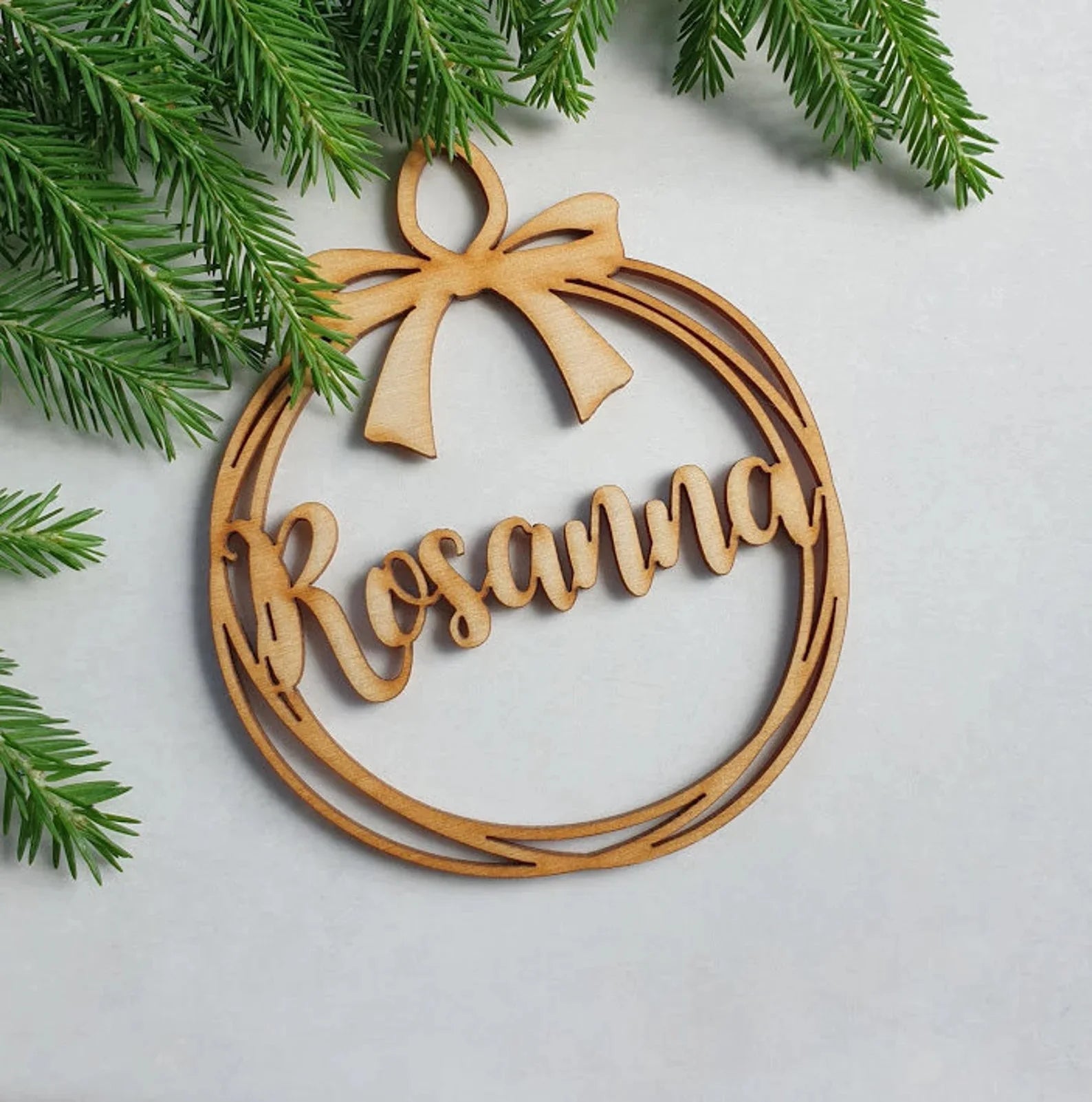 Boule d’Ornement en Bois Personnalisé stylé