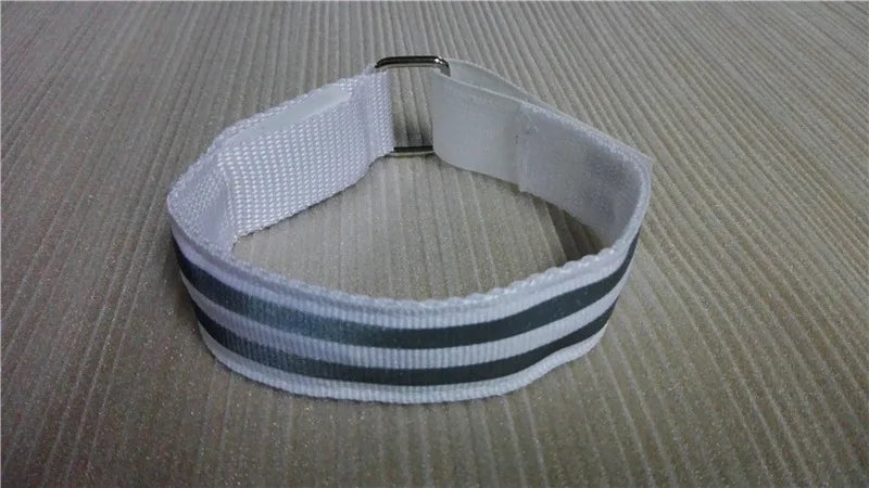 Bracelet Blanc Festif Réfléchissant élégant