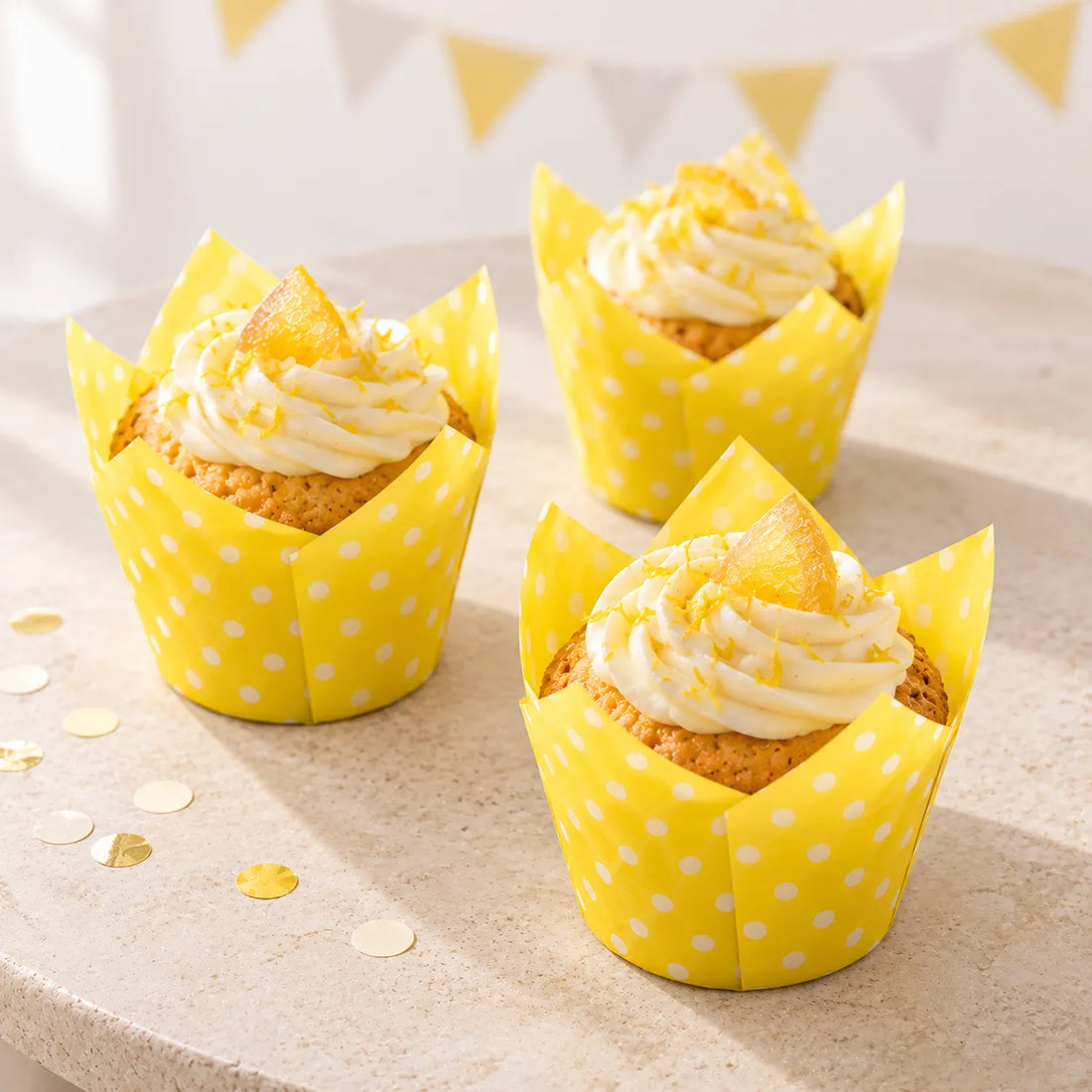Caissette Cupcake Jaune à Pois élégant