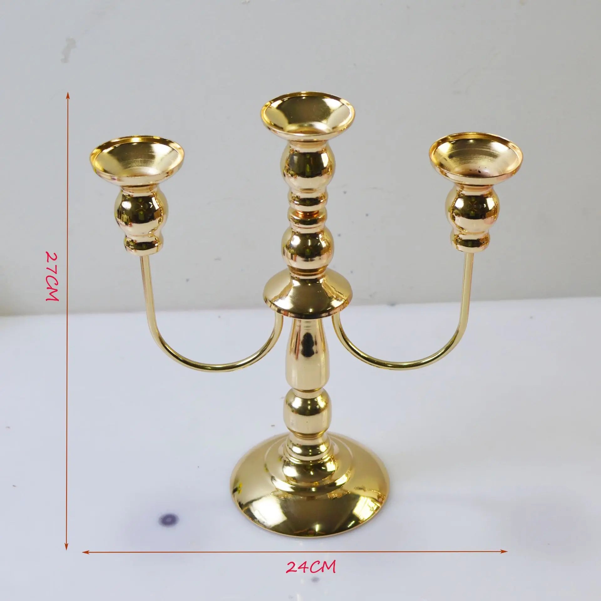 Chandelier Classique Doré Mariage Chaleureux