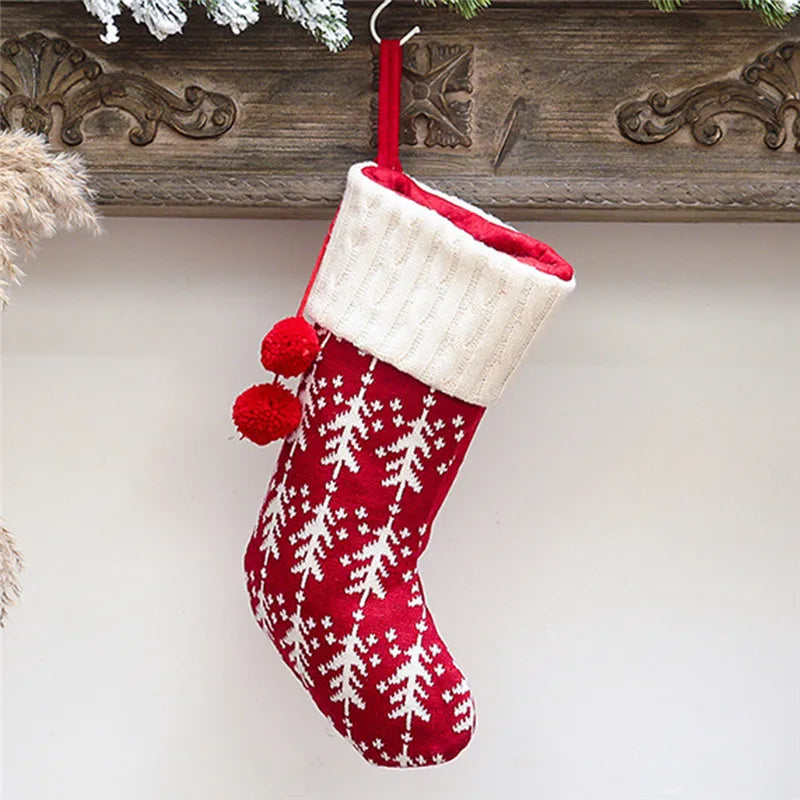 Chaussette de Noël Rouge à Sapins à Pompons