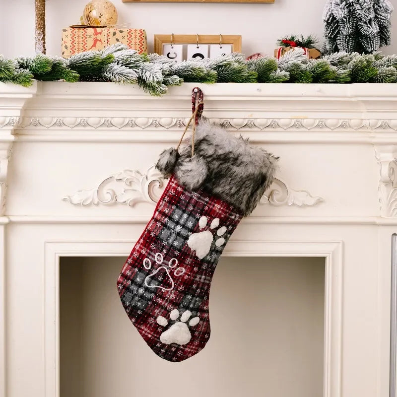 Chaussette de Noël en Fourrure Noire et Rouge