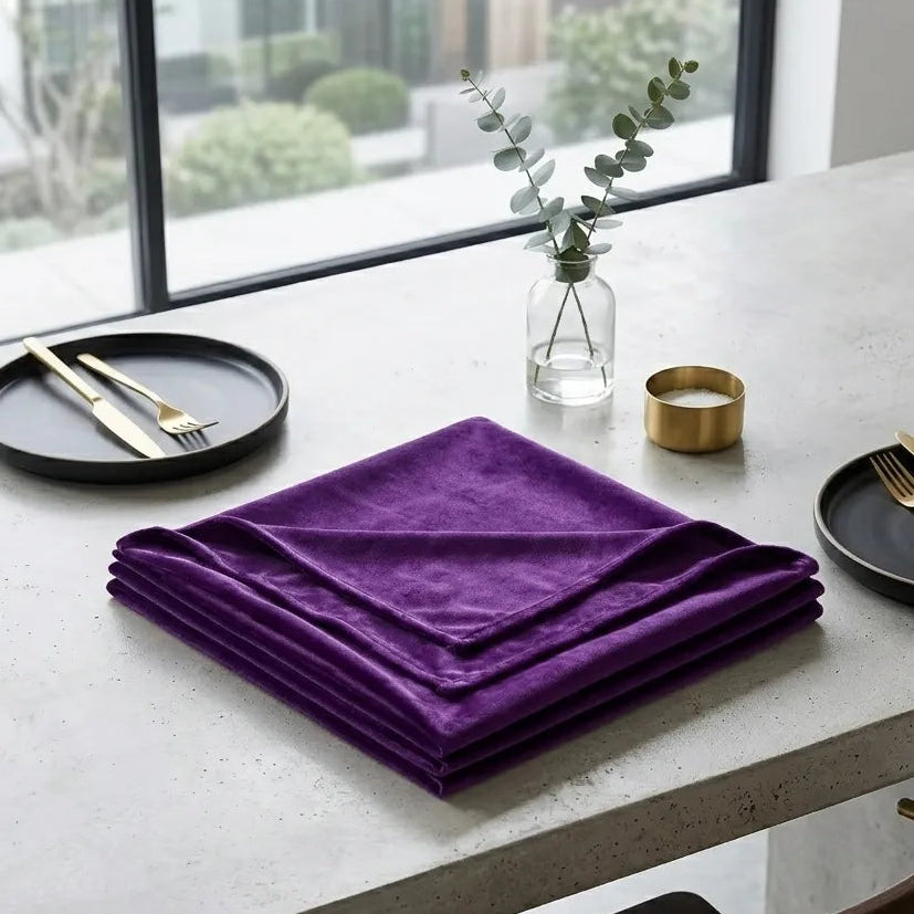 Chemin de Table Mariage Violet en Velours Minimaliste