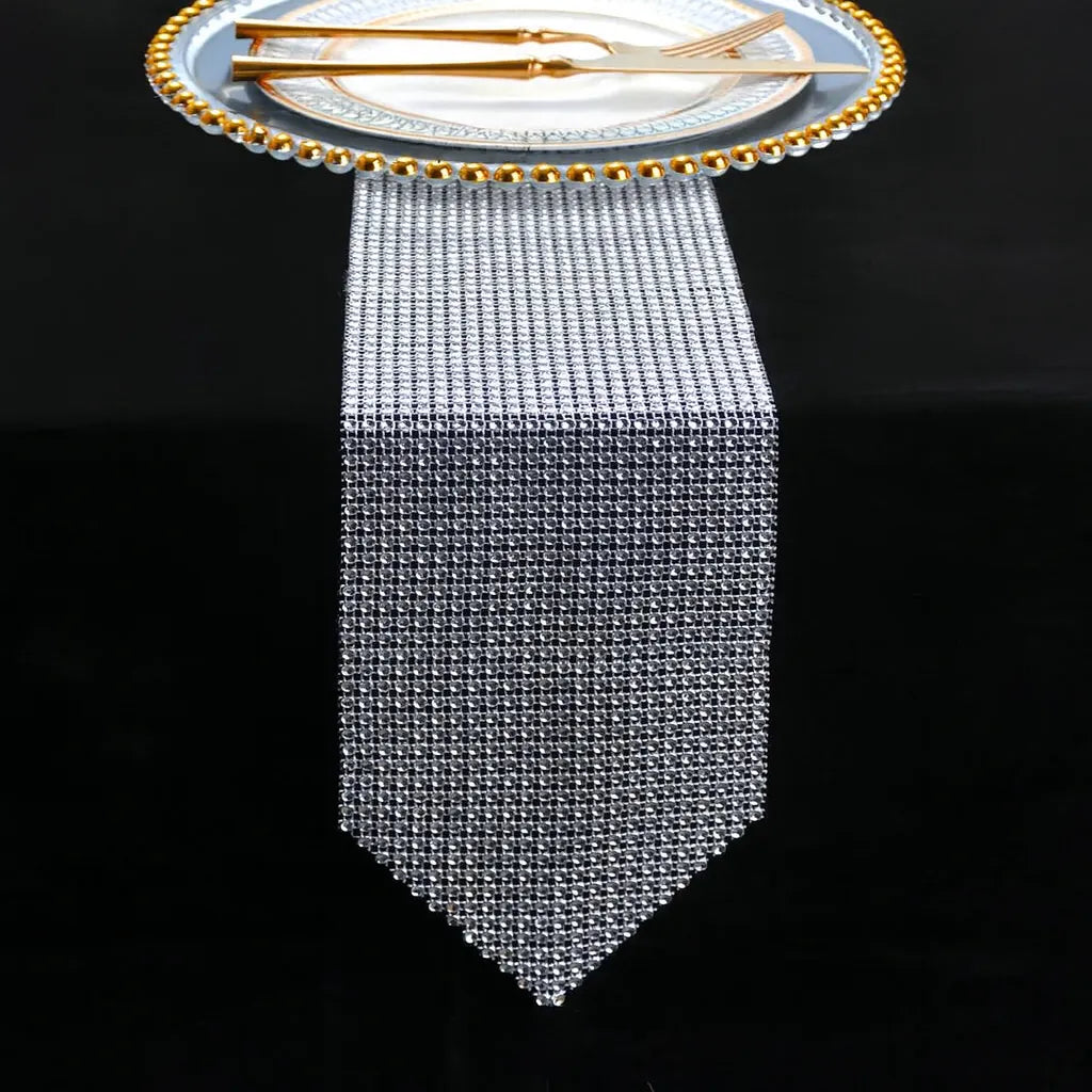 Chemin de Table Noël en Maille Argentée Stylé