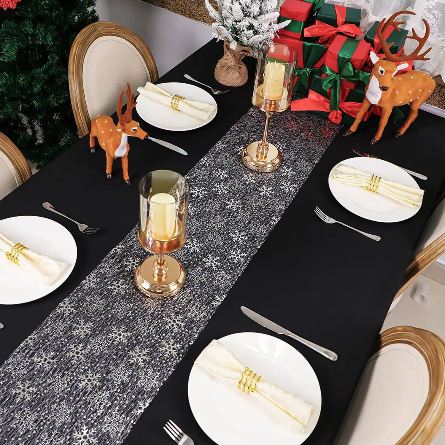 Chemin de Table en Organza à Flocons Argentés