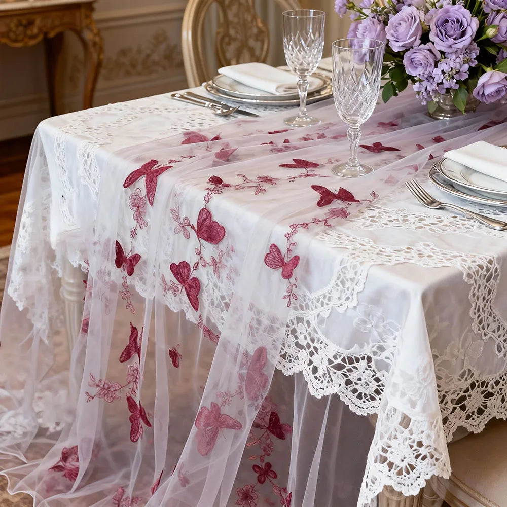 Chemin de Table en Tulle à Papillons Chic