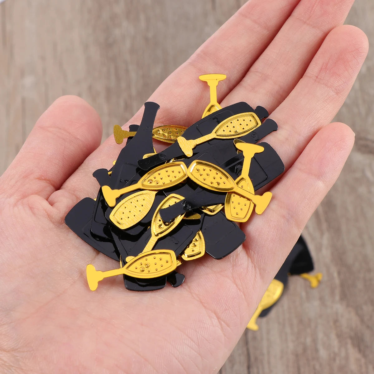 Confettis Verre à Pied Originaux