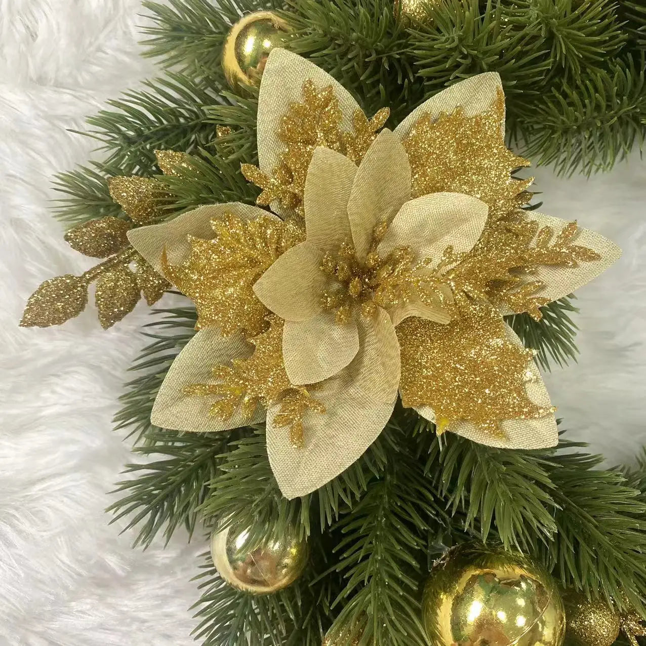 Couronne de Noël Dorée raffiné