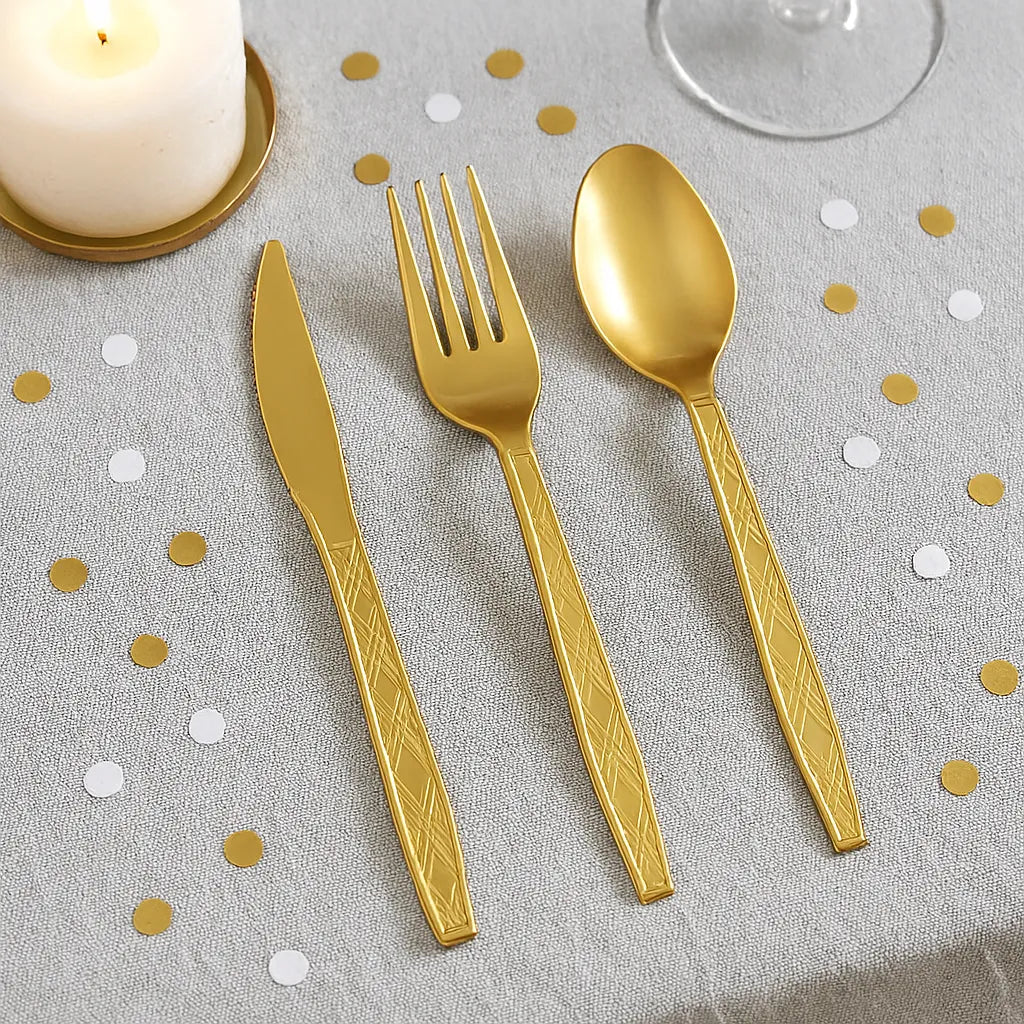 Couverts Jetables Dorés 1