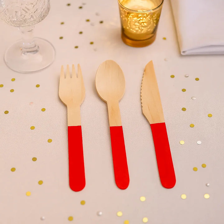 Couverts Jetables en Bois Rouge1