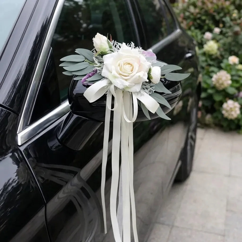 Déco Fleurs Blanches à Ruban pour Voiture  Luxuriant