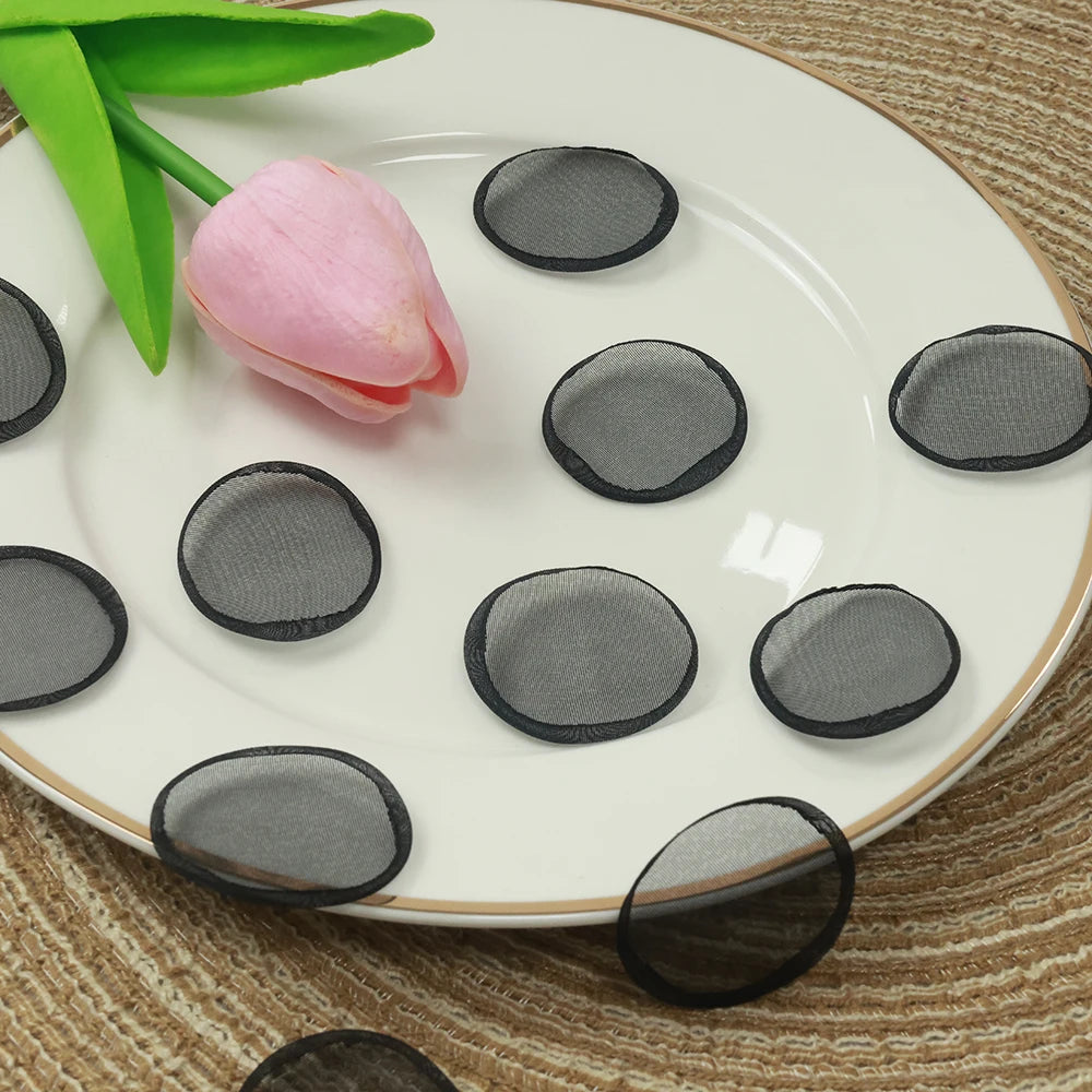Faux Pétales De Fleurs Noirs en Organza contemporaine