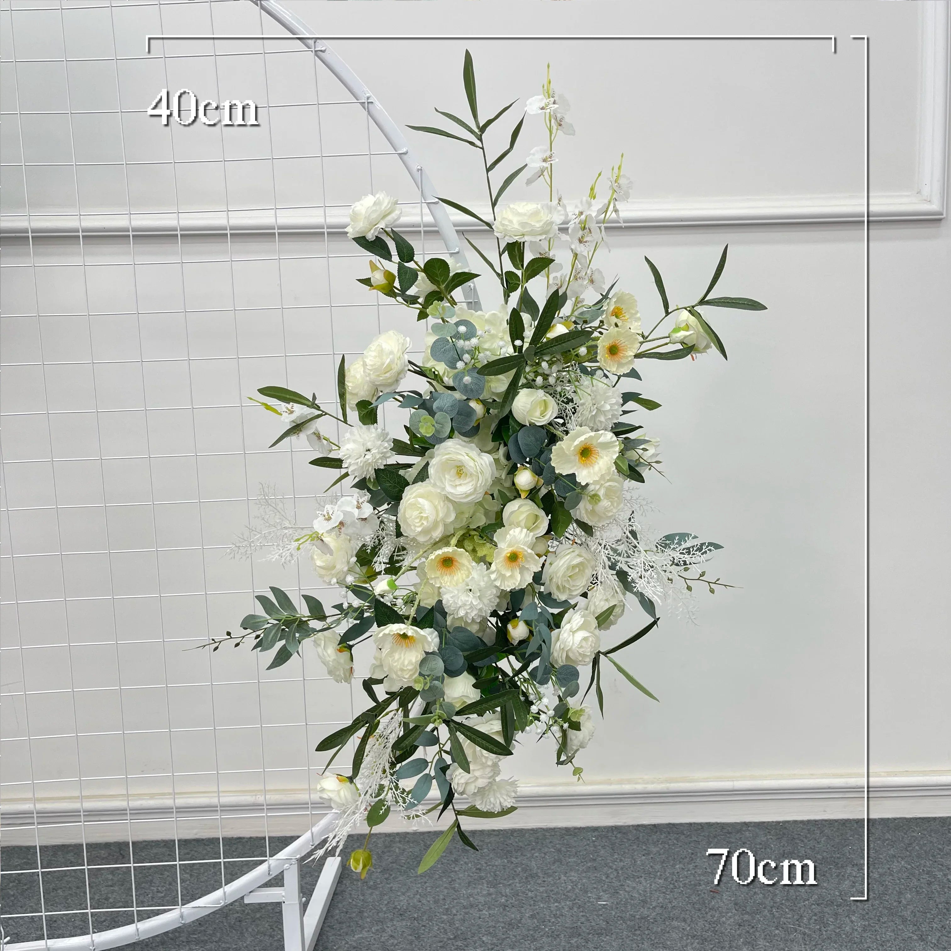 Fleurs Blanches à Feuillage Arche Mariage Moyen