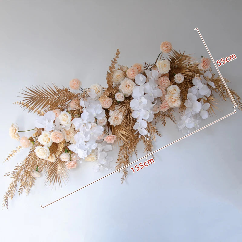 Fleurs à Feuilles d’Or pour Arche Mariage Chic