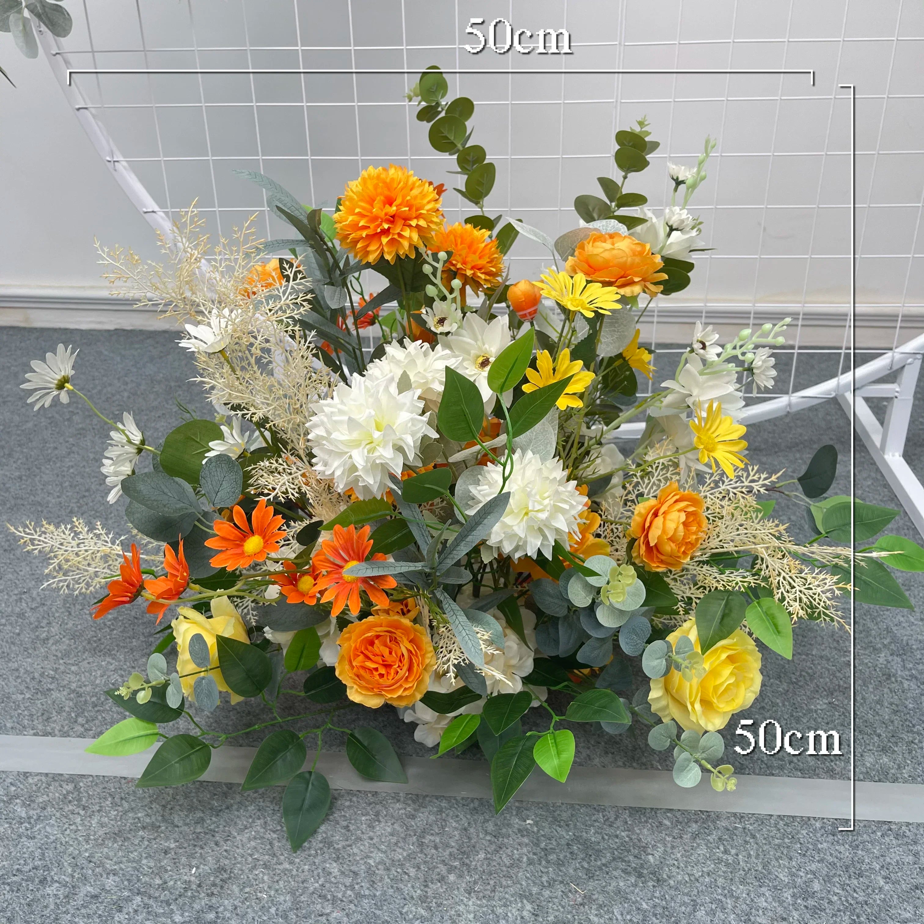 Fleurs Pimpantes pour Arche Mariage Raffiné