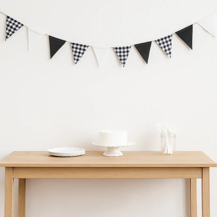 Guirlande Anniversaire Carreaux Noirs-blancs