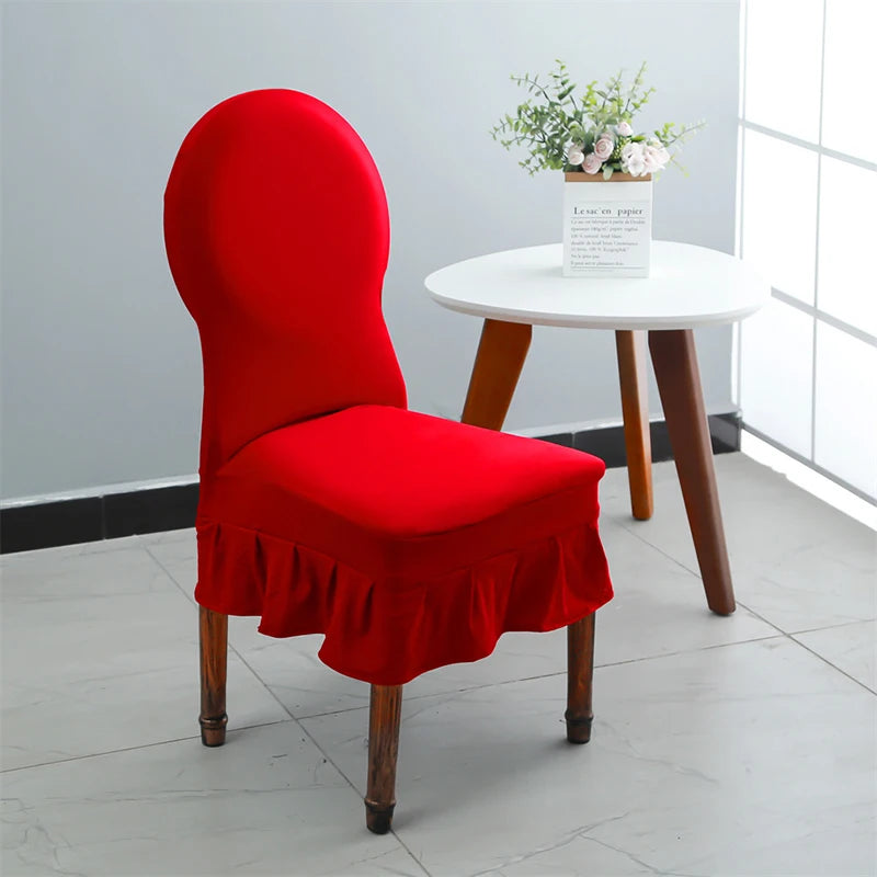Housse Rouge Romantique pour Chaise Mariage Chic