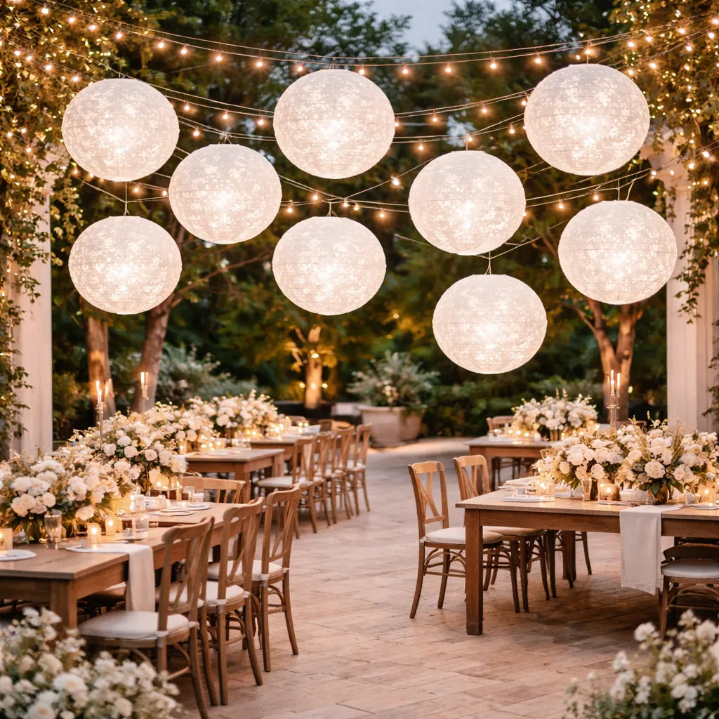 Lampion Décoratif à Fleurs Ajourées