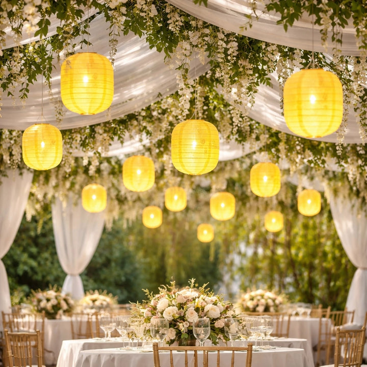 Lanterne Ajourée Jaune Lumineuse