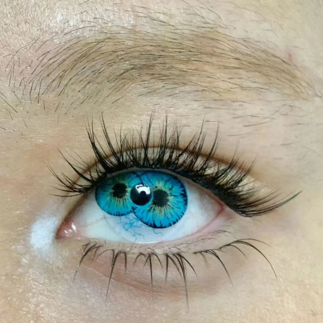 Lentilles Double Iris Bleues Chic