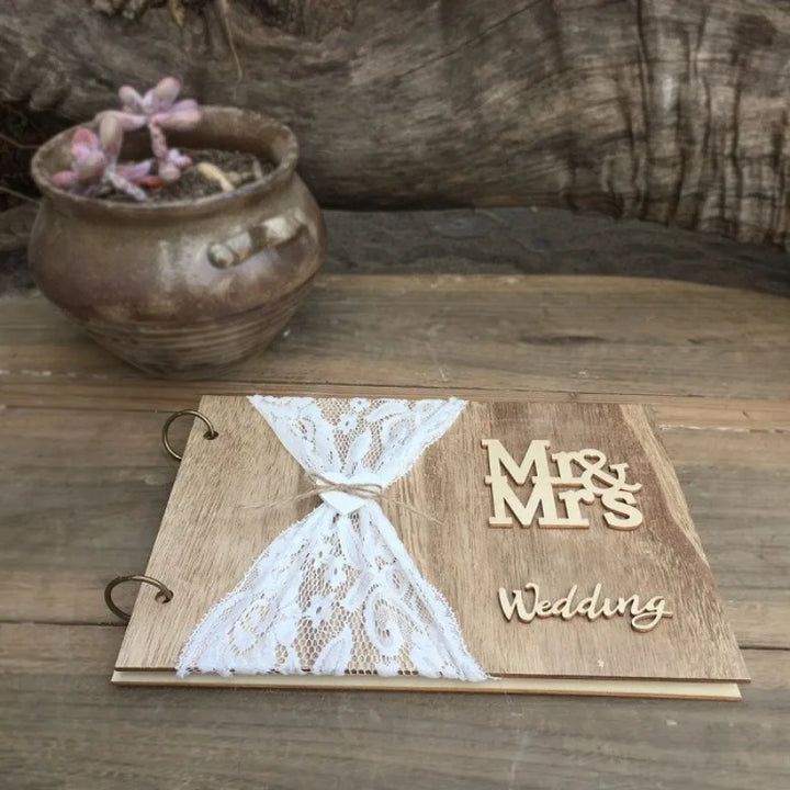 Livre d’Or Mariage en Bois Clair