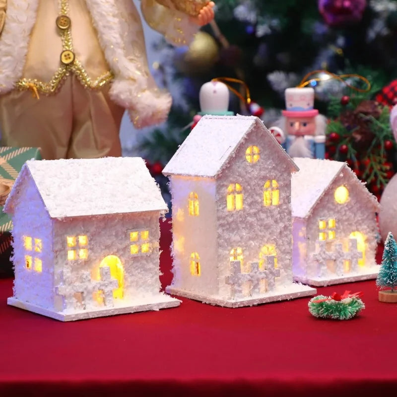 Lot de Petites Maisons Blanches Enneigées LED