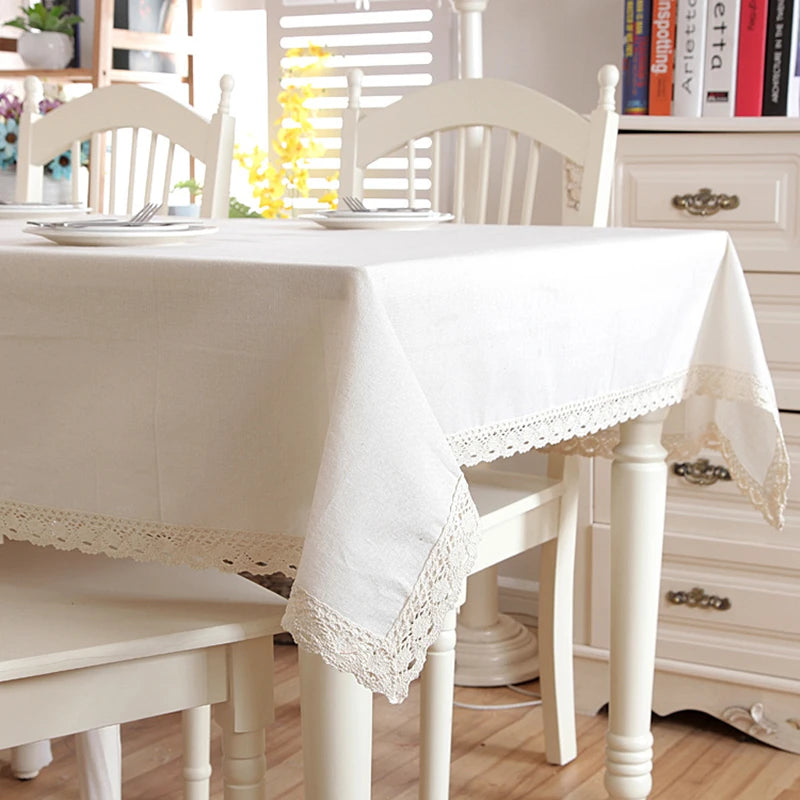 Nappe Blanche Saint-Valentin Minimaliste à Dentelles