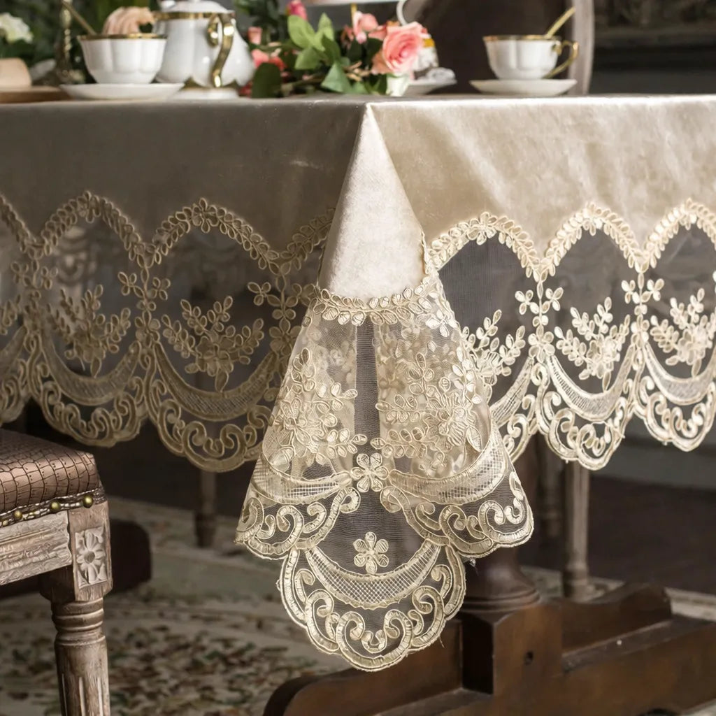 Nappe Mariage Champagne Veloutée Brodée Unique