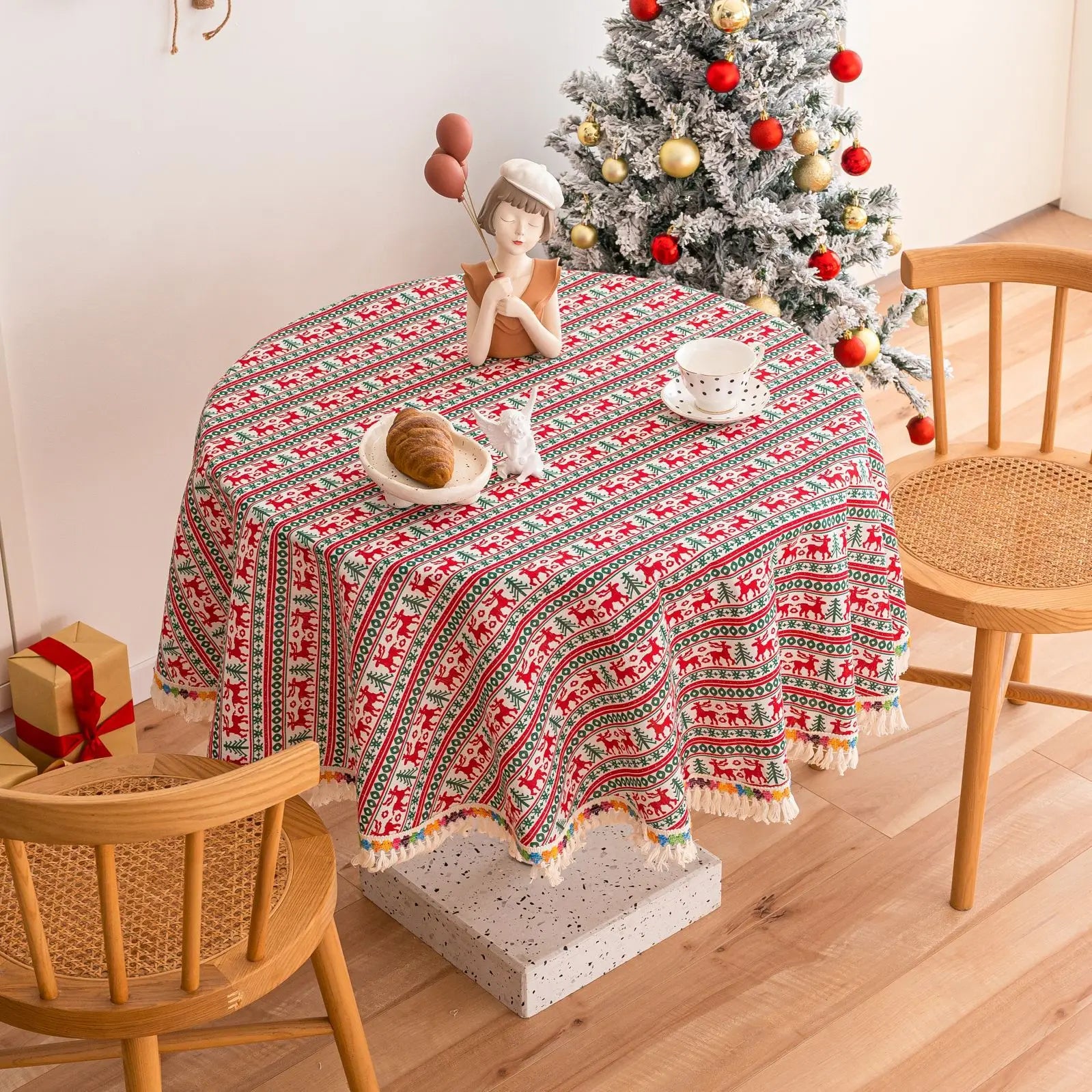 Nappe Ronde Thème Noël Elégant