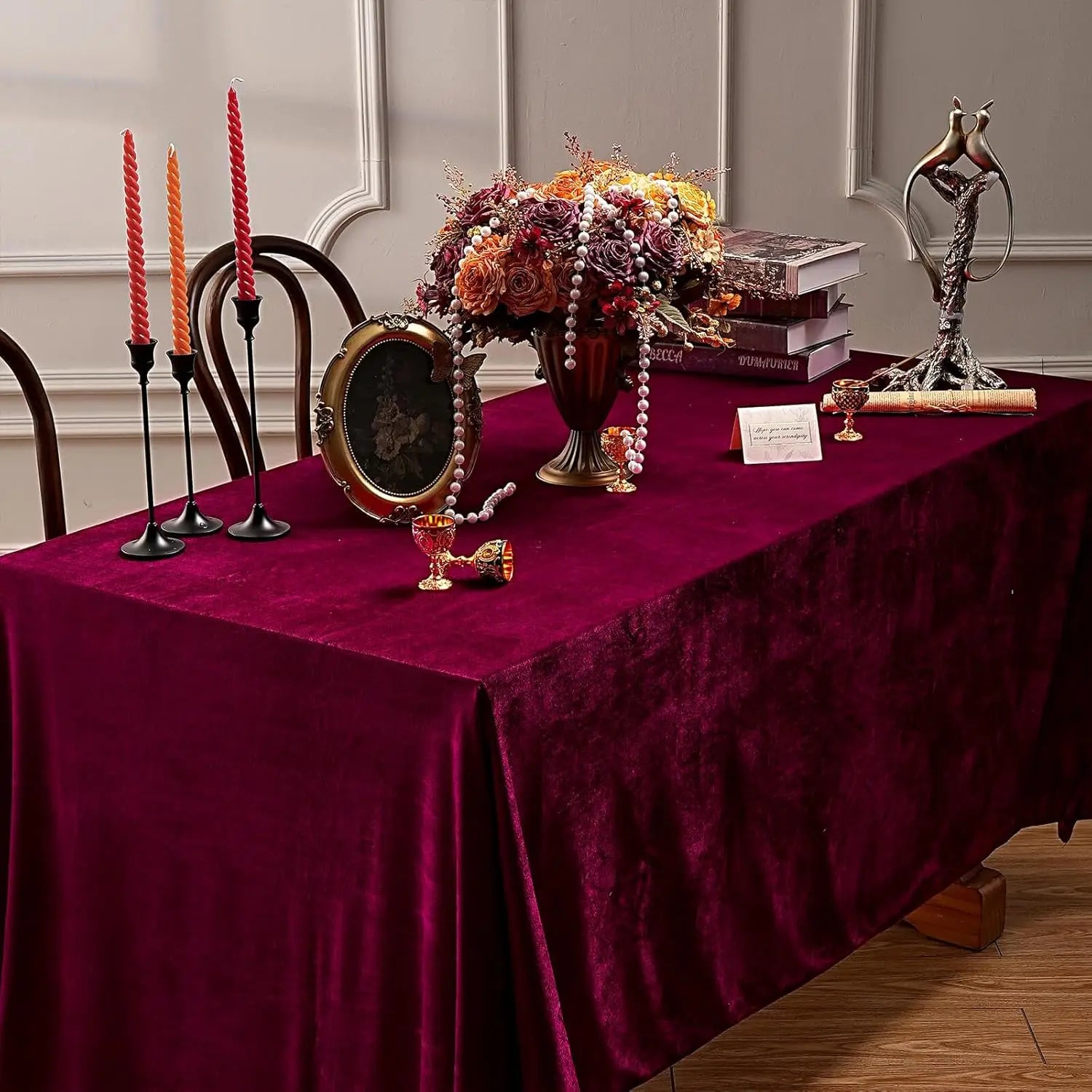 Nappe de Noël Bordeaux Veloutée Chic