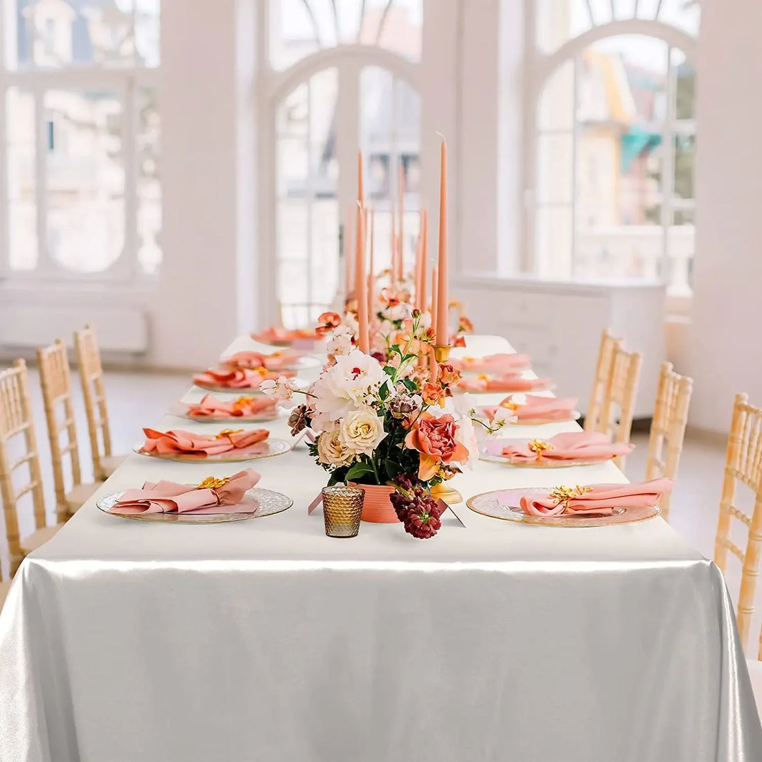 Nappe en Satin pour Mariage Unique