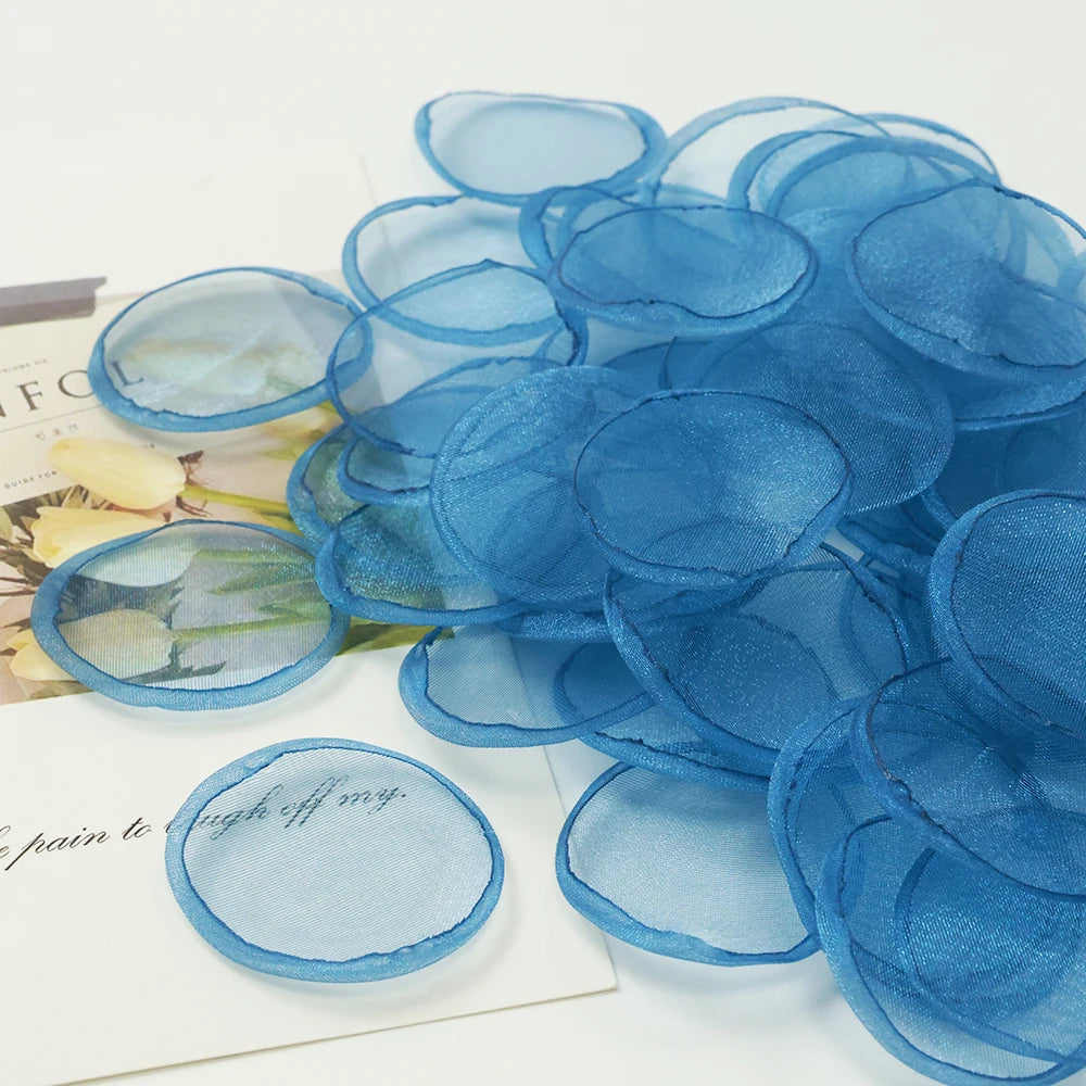 Pétales Décoratifs Bleus en Organza frais