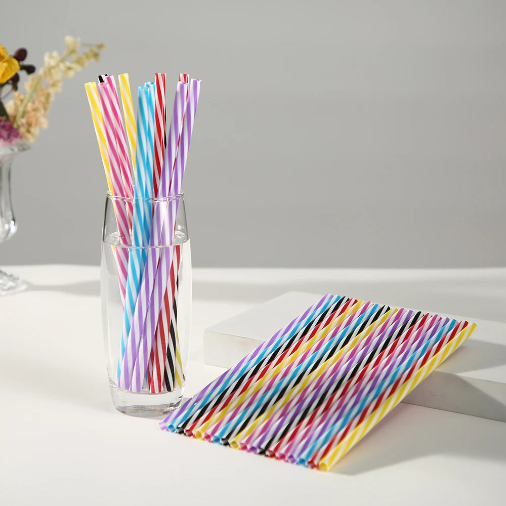 Paille en Plastique Dure Colorée à Rayures