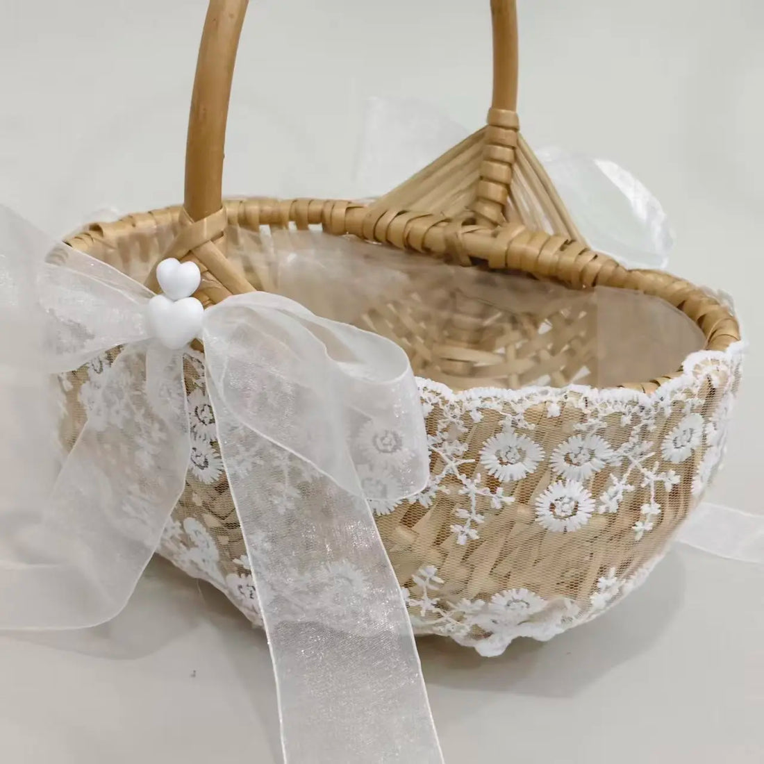 Panier à Pétales Champêtre à Dentelles Chic