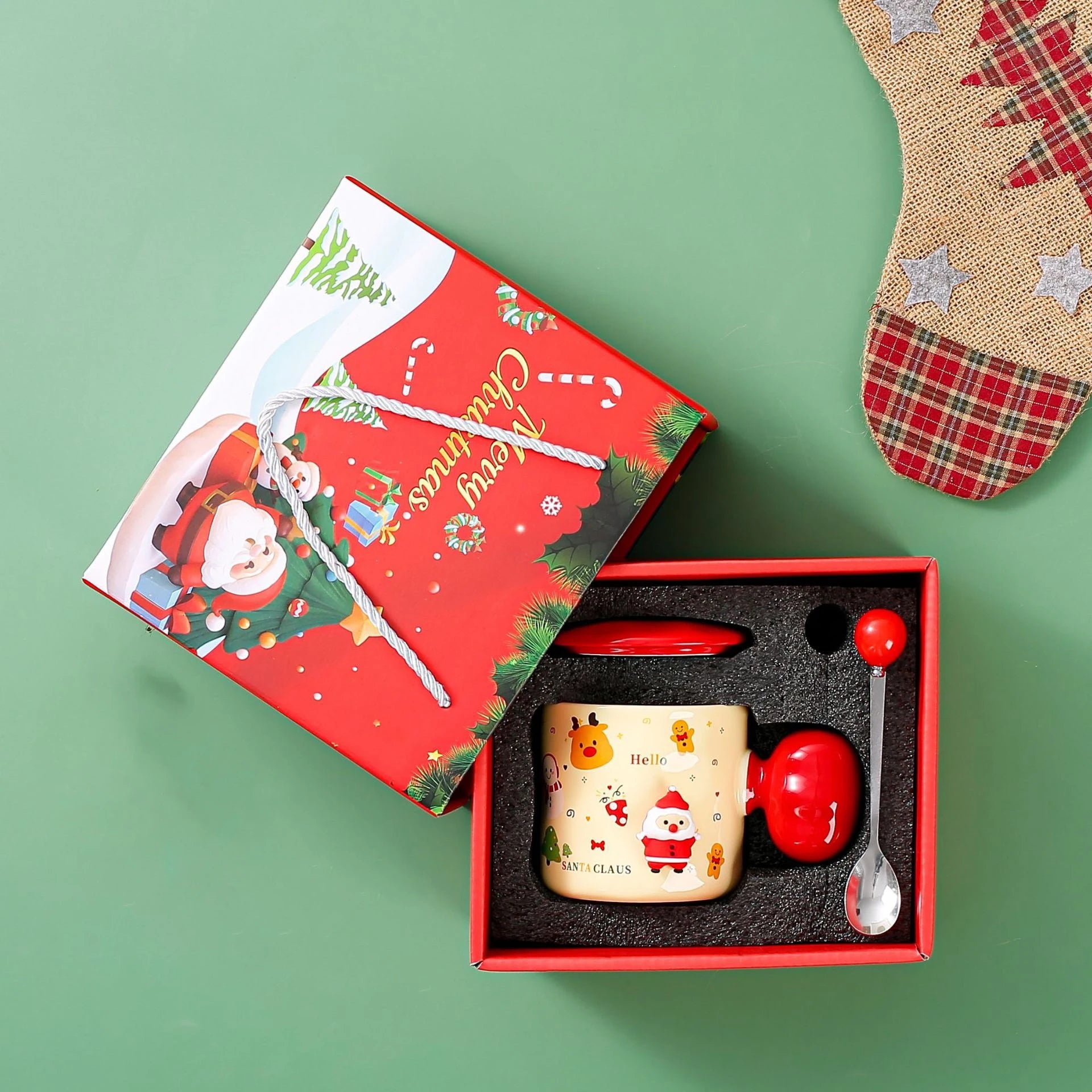 Petite Tasse Noël en Porcelaine à Couvercle Design