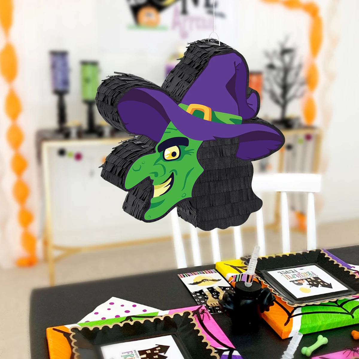 Pinata Sorcière en Papier 