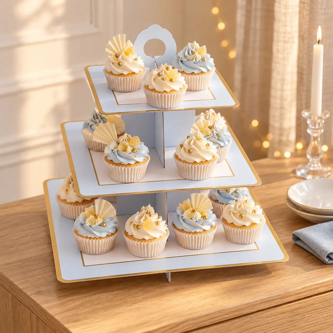 Présentoir Cupcake Carton Bleu et Blanc chic