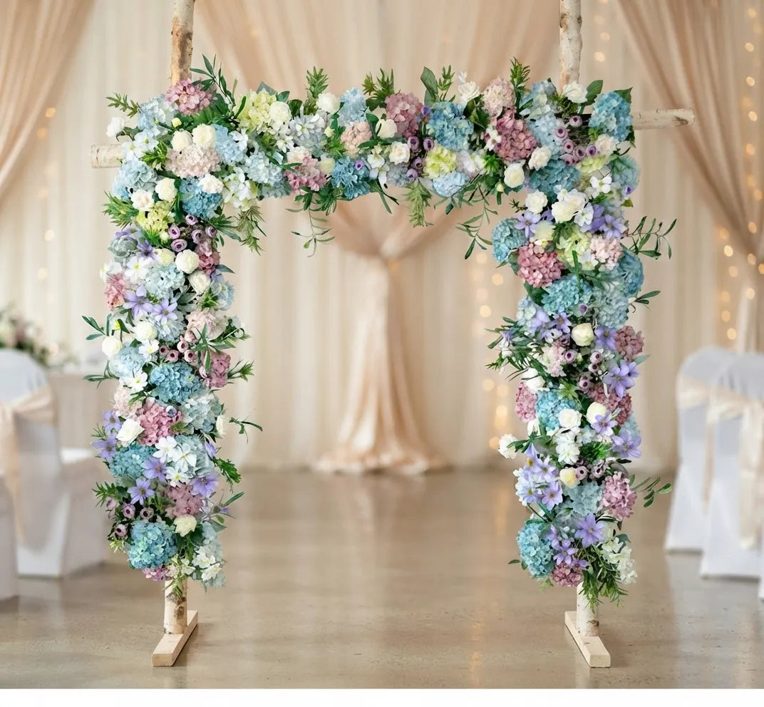 Rangée de Fleurs Artificielles Bleues déco Arc Design