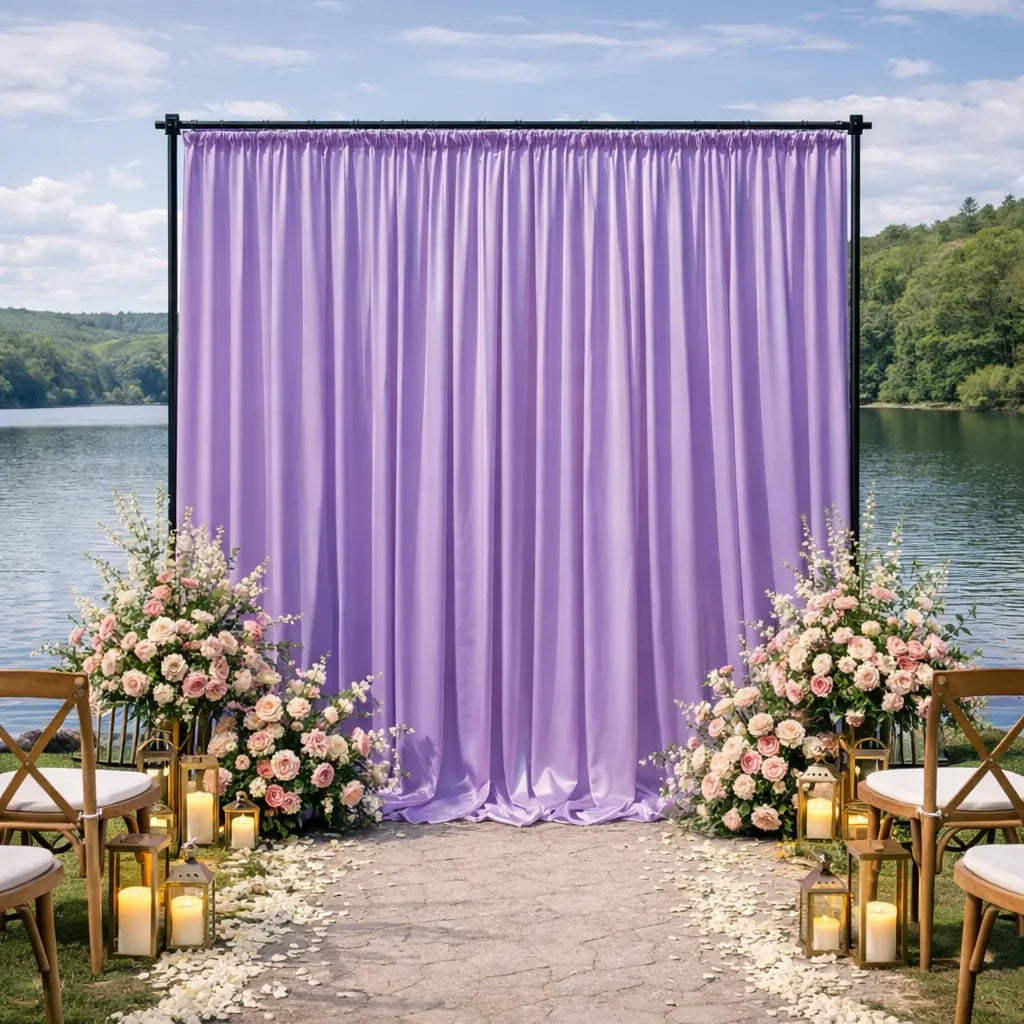 Rideau de Fond Violet Satiné pour Mariage Chic